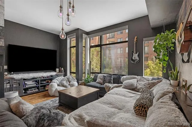 2325 Walnut Street #4 Denver, CO 80205
