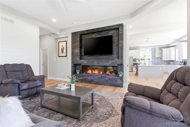 1017 Turnberry Circle Louisville, CO 80027
