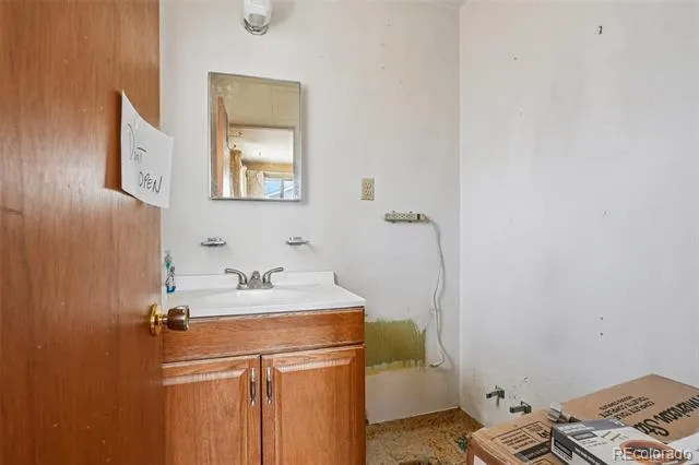 6023 W 62nd Avenue Arvada, CO 80003