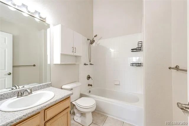 4572 S Crystal Way #B Aurora, CO 80015