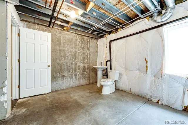 4572 S Crystal Way #B Aurora, CO 80015