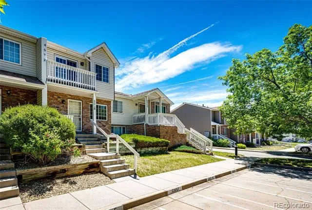 4572 S Crystal Way #B Aurora, CO 80015