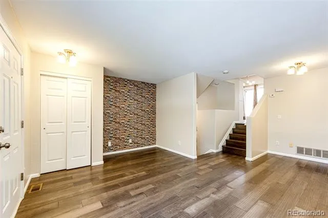 4572 S Crystal Way #B Aurora, CO 80015