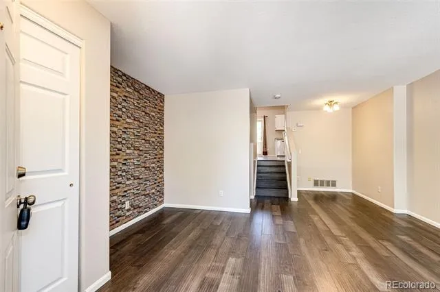 4572 S Crystal Way #B Aurora, CO 80015