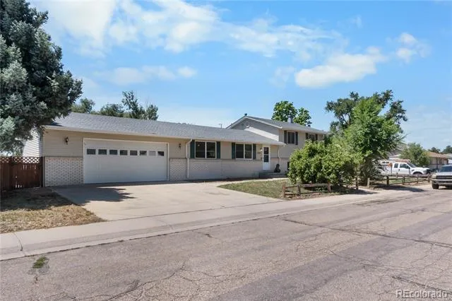 1112 Village Drive Fort Lupton, CO 80621