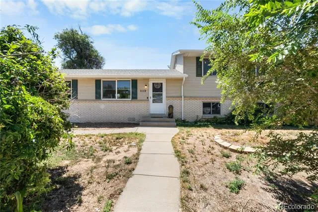 1112 Village Drive Fort Lupton, CO 80621
