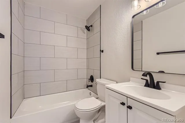 416 Gilbert Street Castle Rock, CO 80104