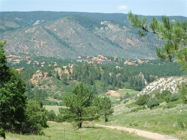 4668 Comanche Drive Larkspur, CO 80118