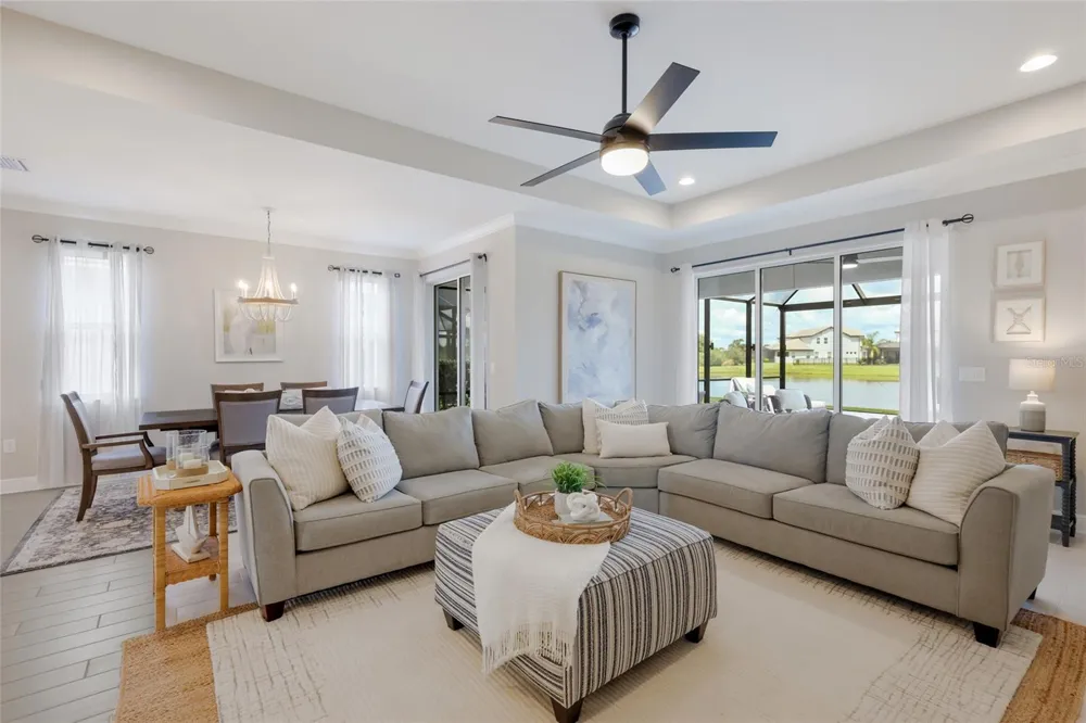 16925 SERAPHIC TRAIL Bradenton, FL 34211