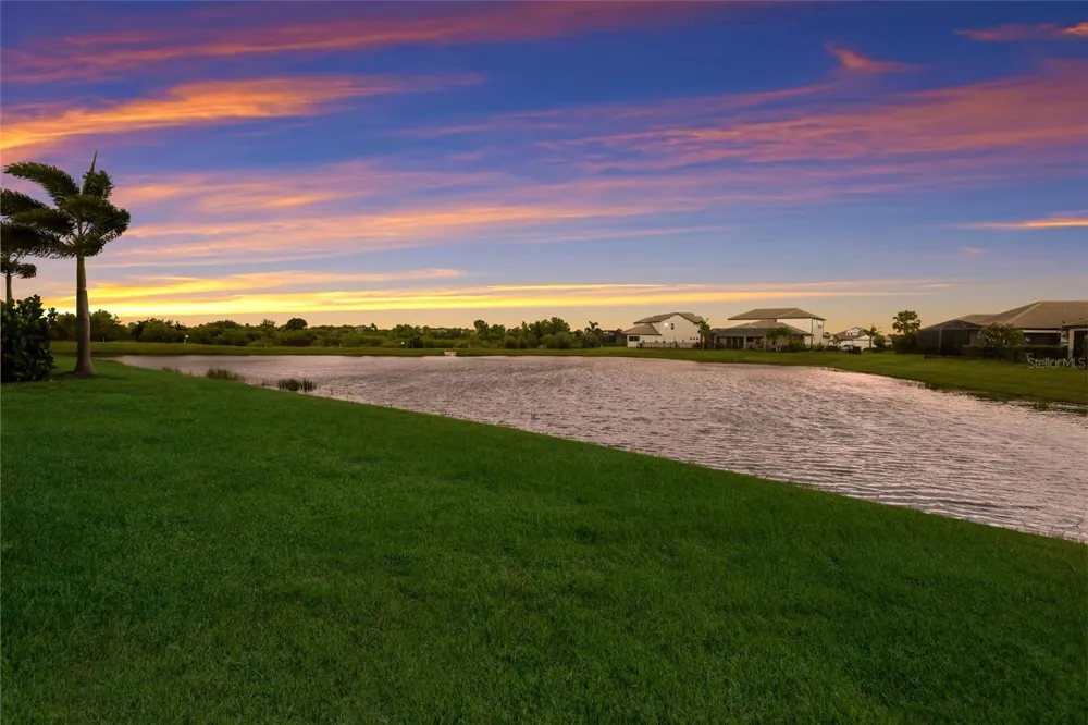 16925 SERAPHIC TRAIL Bradenton, FL 34211