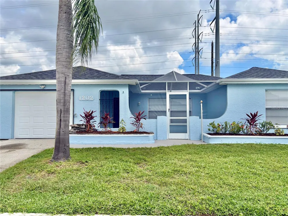 1202 MANDARIN DRIVE Holiday, FL 34691
