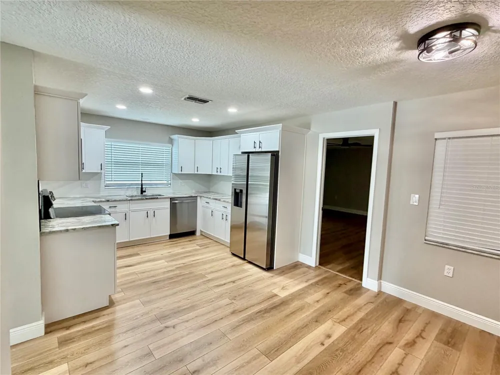 1202 MANDARIN DRIVE Holiday, FL 34691