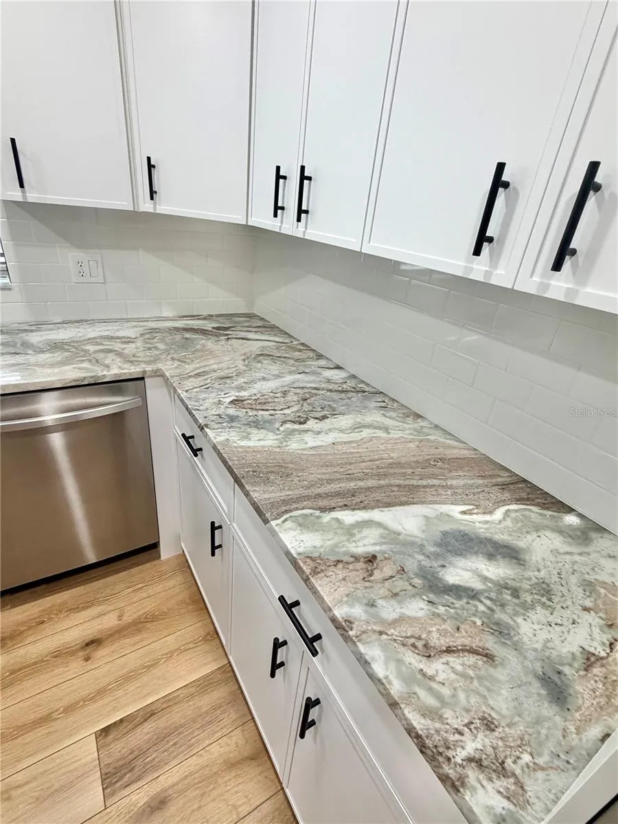1202 MANDARIN DRIVE Holiday, FL 34691