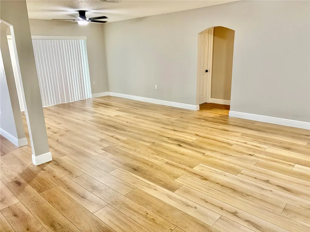 1202 MANDARIN DRIVE Holiday, FL 34691