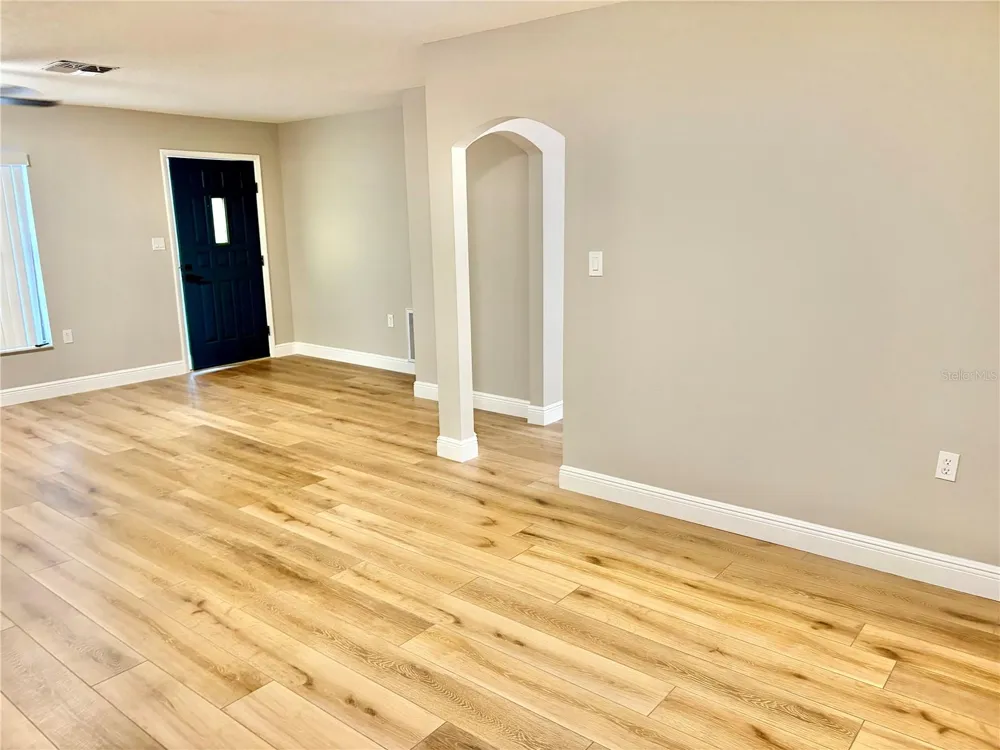 1202 MANDARIN DRIVE Holiday, FL 34691