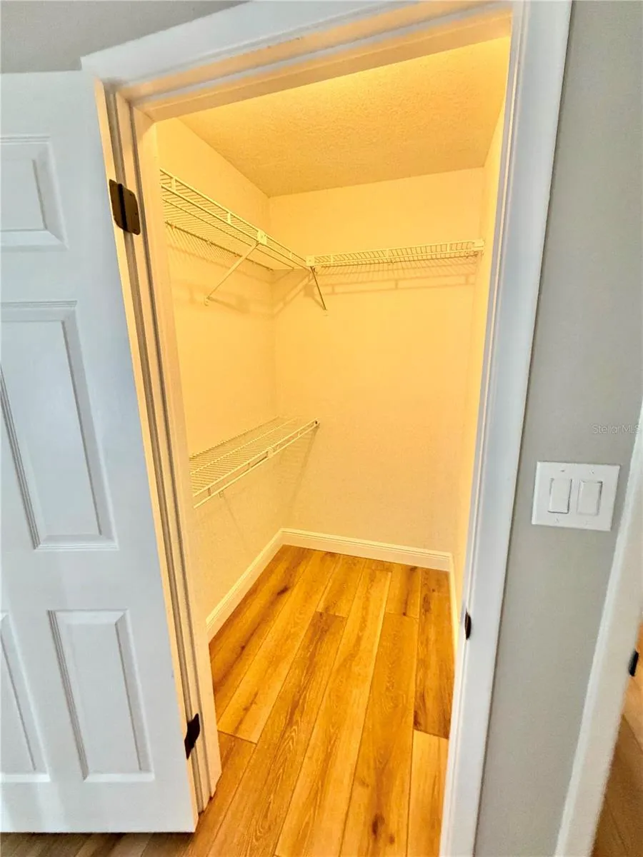 1202 MANDARIN DRIVE Holiday, FL 34691