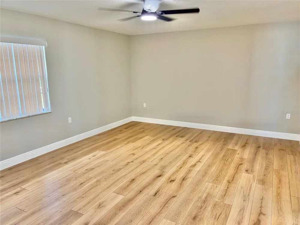 1202 MANDARIN DRIVE Holiday, FL 34691