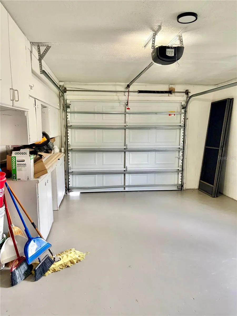 1202 MANDARIN DRIVE Holiday, FL 34691