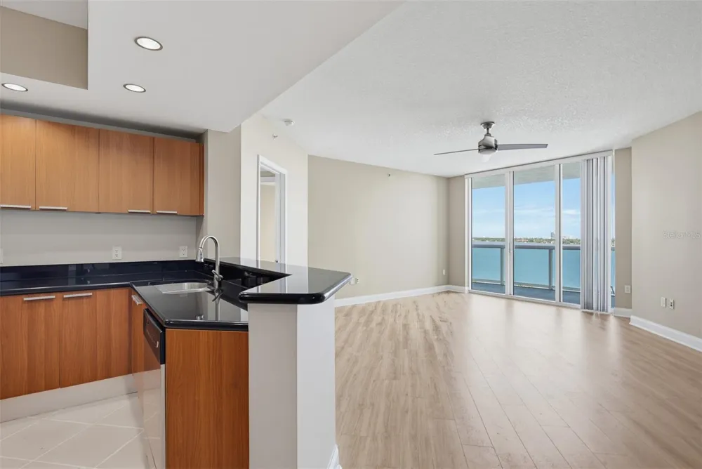 241 RIVERSIDE DRIVE #1006 Holly Hill, FL 32117