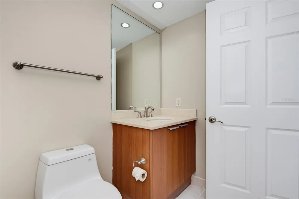 241 RIVERSIDE DRIVE #1006 Holly Hill, FL 32117