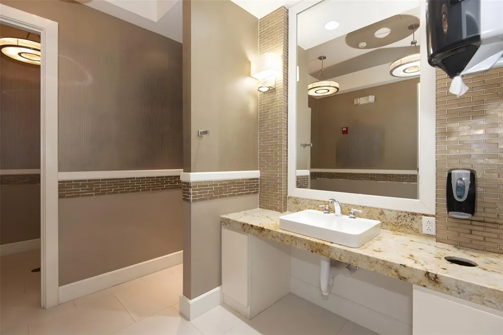 241 RIVERSIDE DRIVE #1006 Holly Hill, FL 32117