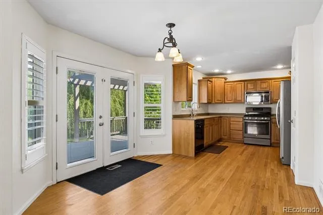 10220 Echo Circle Longmont, CO 80504