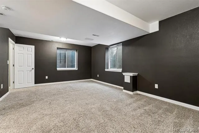 10220 Echo Circle Longmont, CO 80504