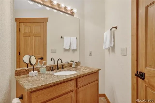 324 Black Hawk Circle Silverthorne, CO 80498