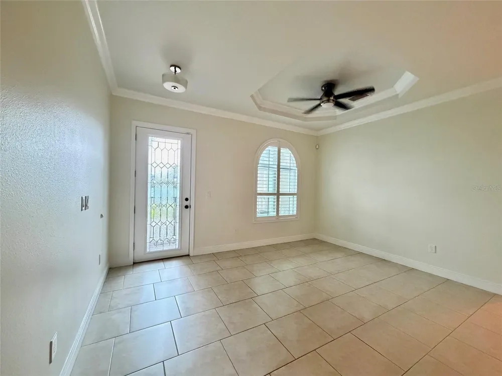 2721 W SITKA STREET Tampa, FL 33614