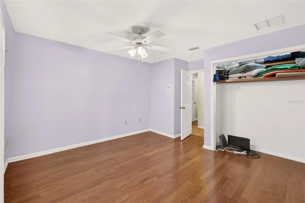 3949 NW 38TH PLACE Gainesville, FL 32606