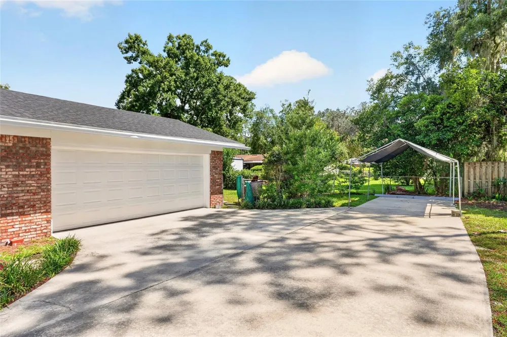 3949 NW 38TH PLACE Gainesville, FL 32606
