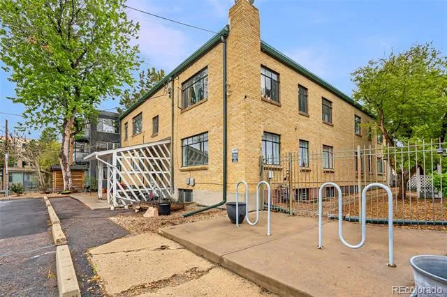 1182 Clermont Street #1B Denver, CO 80220