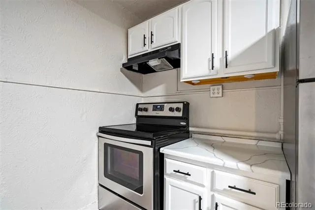1182 Clermont Street #1B Denver, CO 80220