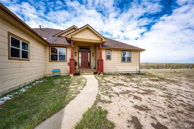 14325 Watson Circle Bennett, CO 80102