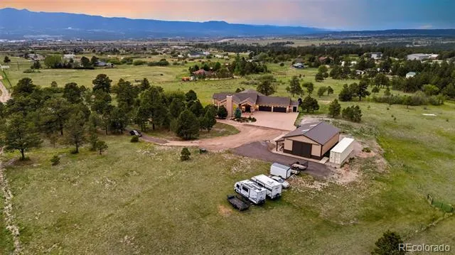 4330 Ridgeway Lane Colorado Springs, CO 80908