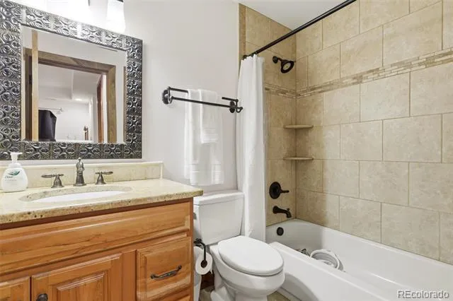4330 Ridgeway Lane Colorado Springs, CO 80908
