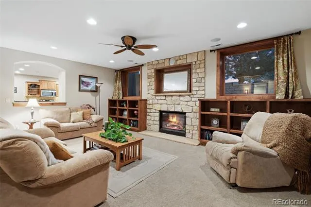 4330 Ridgeway Lane Colorado Springs, CO 80908
