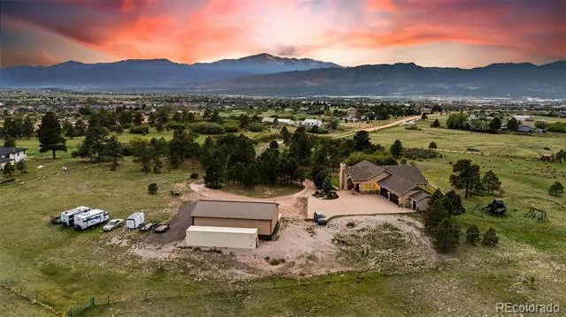 4330 Ridgeway Lane Colorado Springs, CO 80908