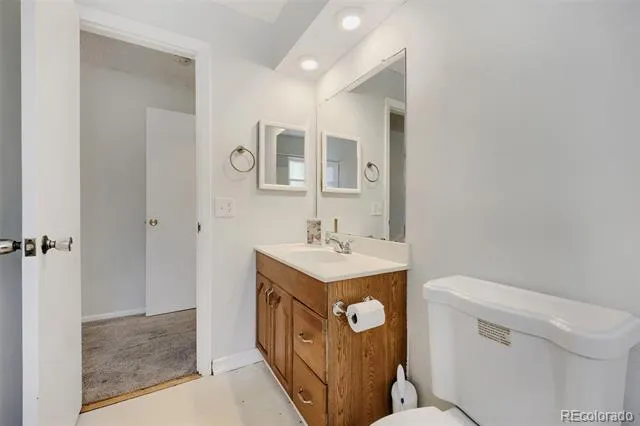 445 Hickory Place Broomfield, CO 80020