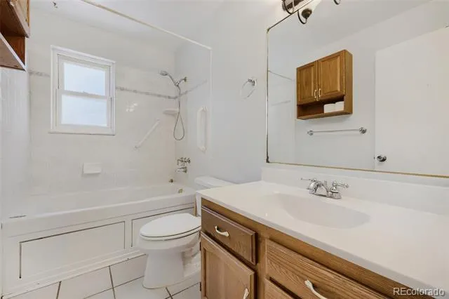 445 Hickory Place Broomfield, CO 80020
