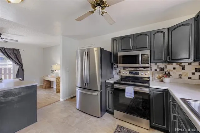 445 Hickory Place Broomfield, CO 80020