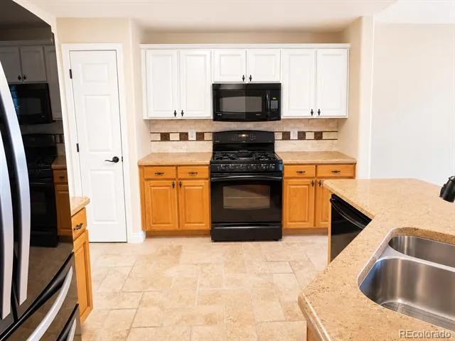 12748 E Wyoming Circle Aurora, CO 80012