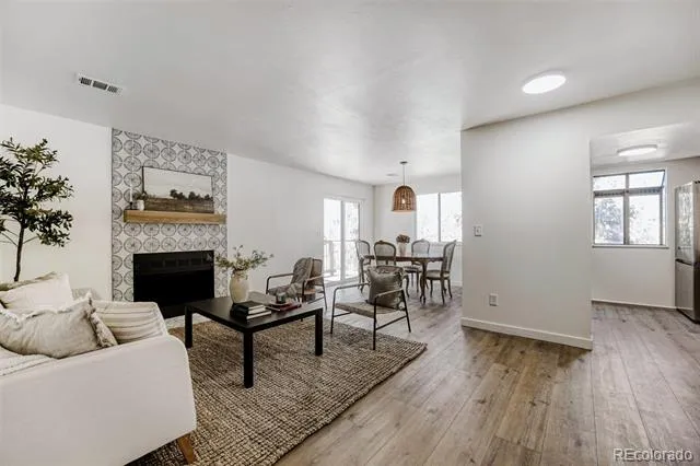 3023 S Ursula Circle #302 Aurora, CO 80014