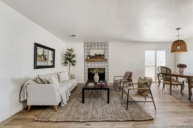 3023 S Ursula Circle #302 Aurora, CO 80014