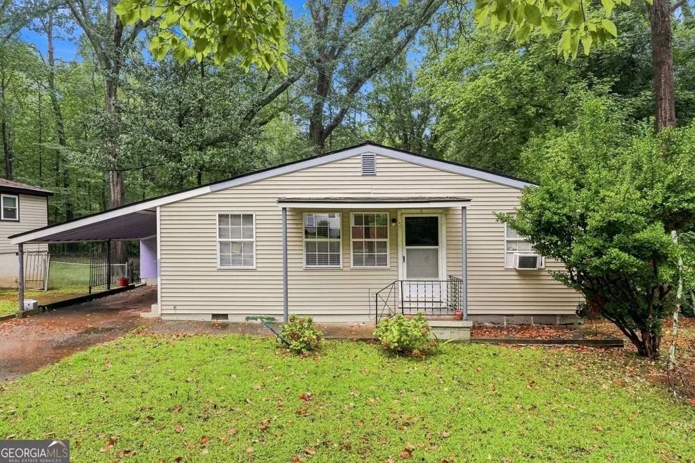 3141 Mckenzie RD East Point, GA 30344