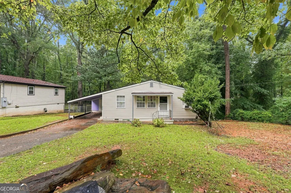 3141 Mckenzie RD East Point, GA 30344