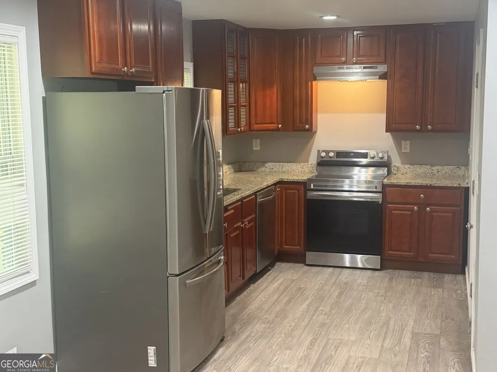 2455 Thornton DR Atlanta, GA 30349