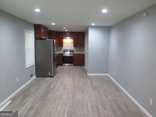 2455 Thornton DR Atlanta, GA 30349