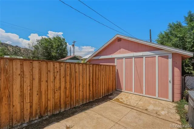 303 E White Avenue Trinidad, CO 81082