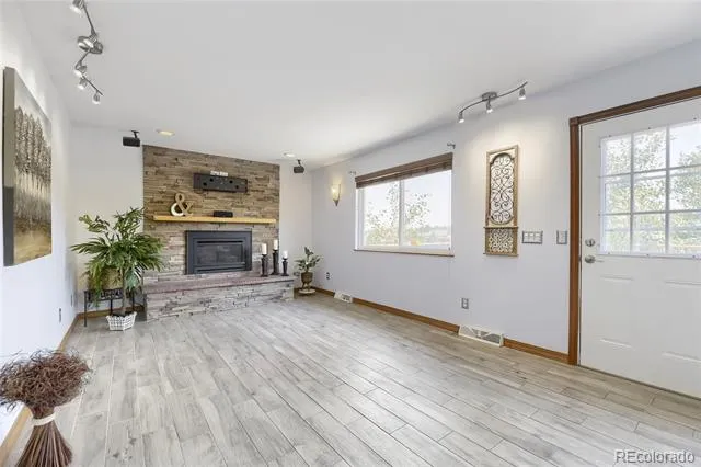 6816 Hillpark Avenue Parker, CO 80134